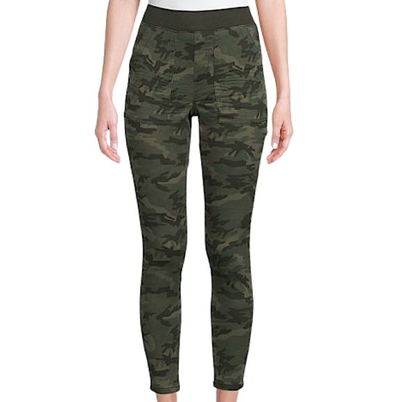 No Boundaries size Xl (15-17) thin green camo skinny pants elastic waist NWOT - Picture 1 of 16